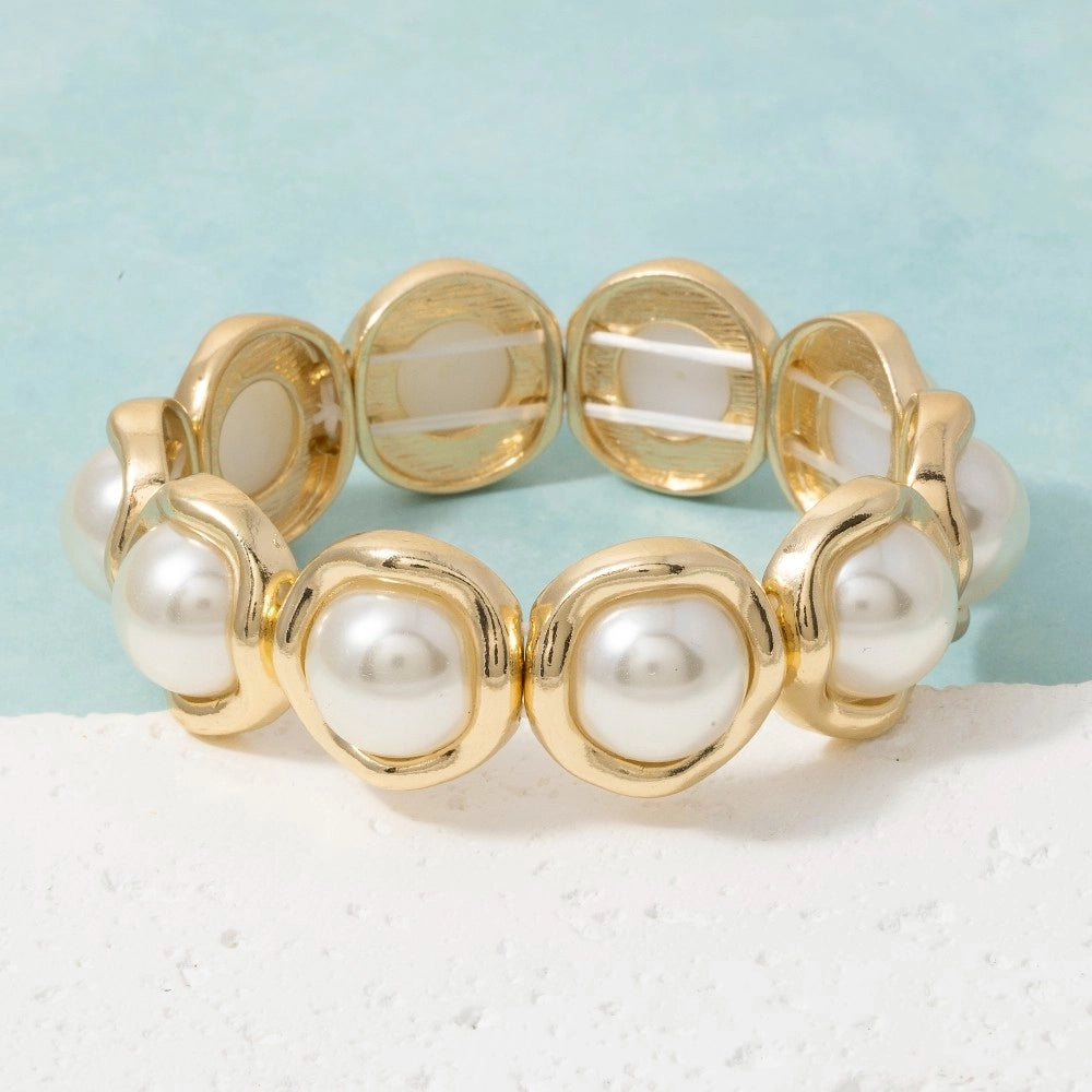 Gold Round Pearl Cabochon Stretch Bracelet